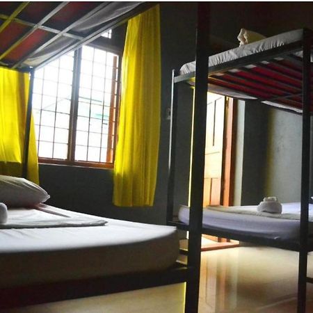 Hostel Bird'S Nest Kâmpôt Zewnętrze zdjęcie